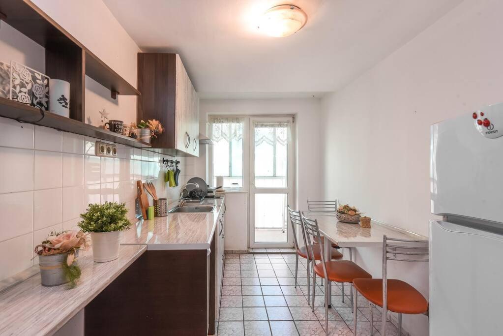 Spacious And Cozy 3 Bedroom In Downtown Sofia